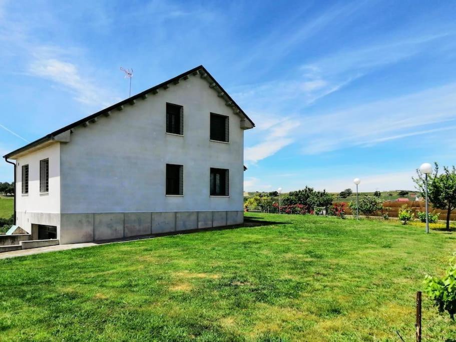 Casa Rural Paraje Valdefuentes ** Montehermoso Екстер'єр фото